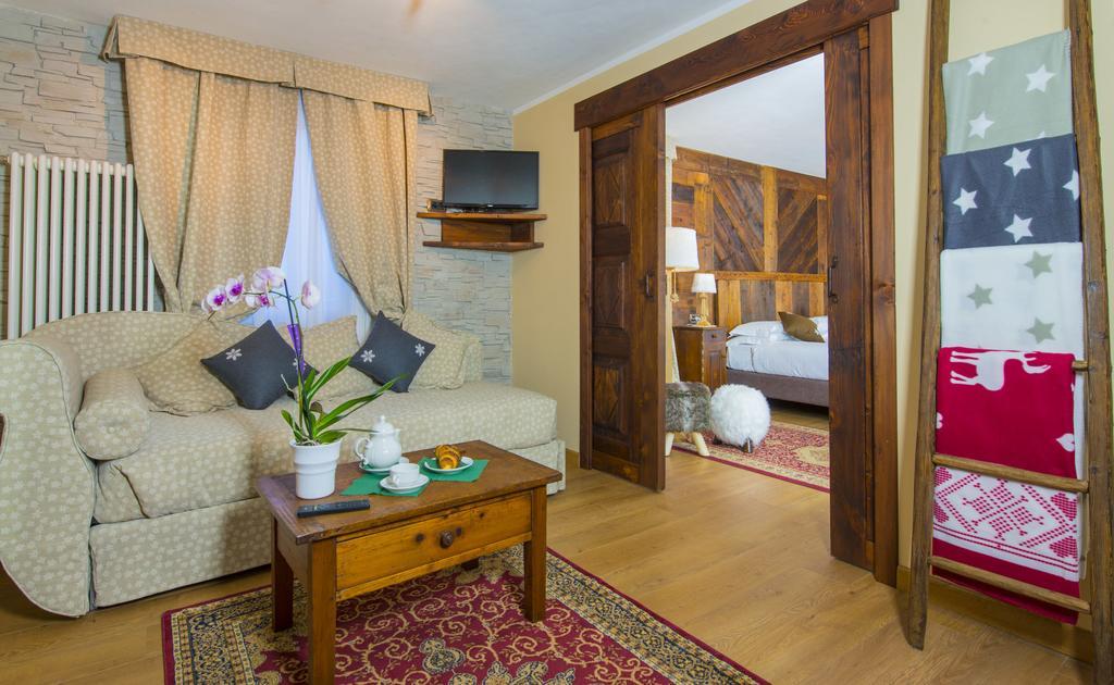 Hotel Edelweiss Breuil-Cervinia Zimmer foto
